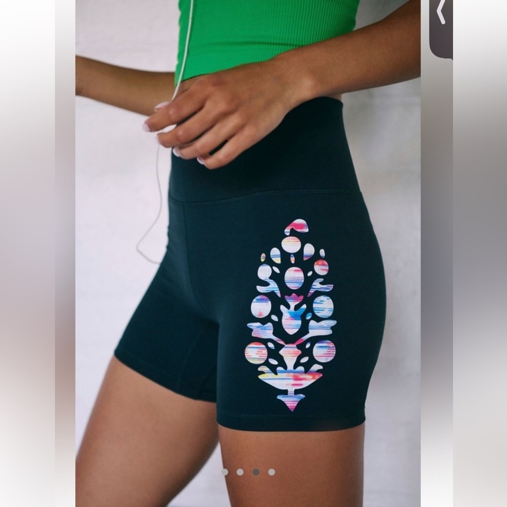 FP Movement Never Better Bike Shorts in Ikat Logo Size Medium NWT